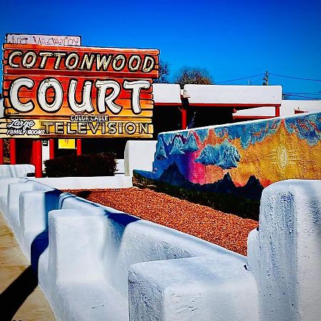 Cottonwood Court Motel Санта-Фе Екстер'єр фото