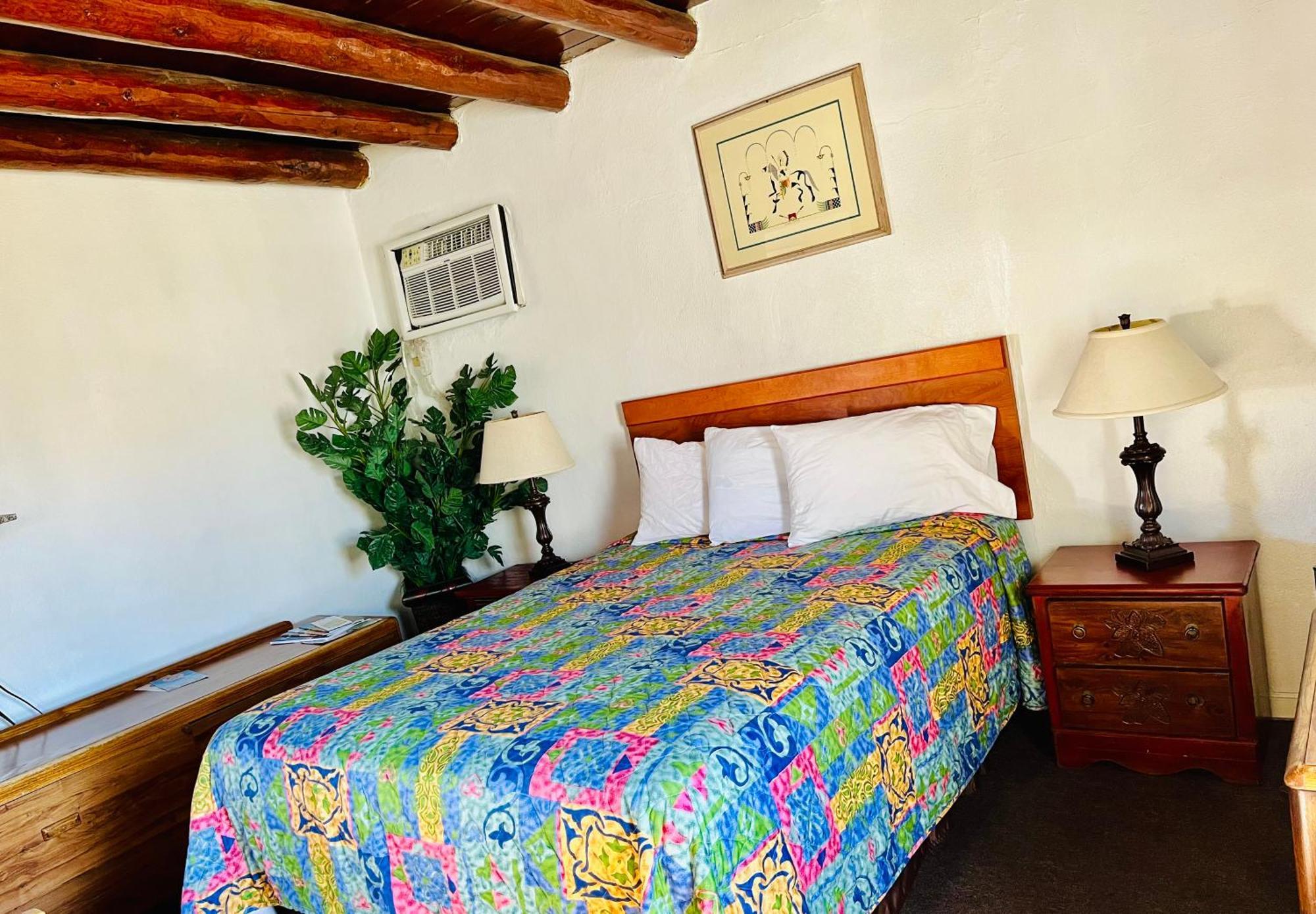 Cottonwood Court Motel Санта-Фе Екстер'єр фото